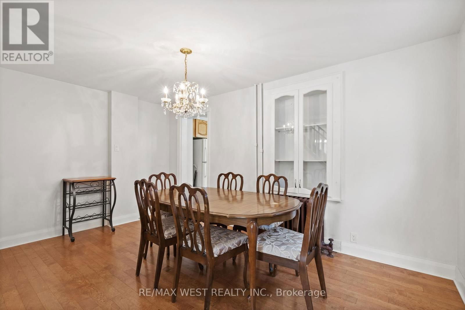 102 EILEEN AVENUE Image 6