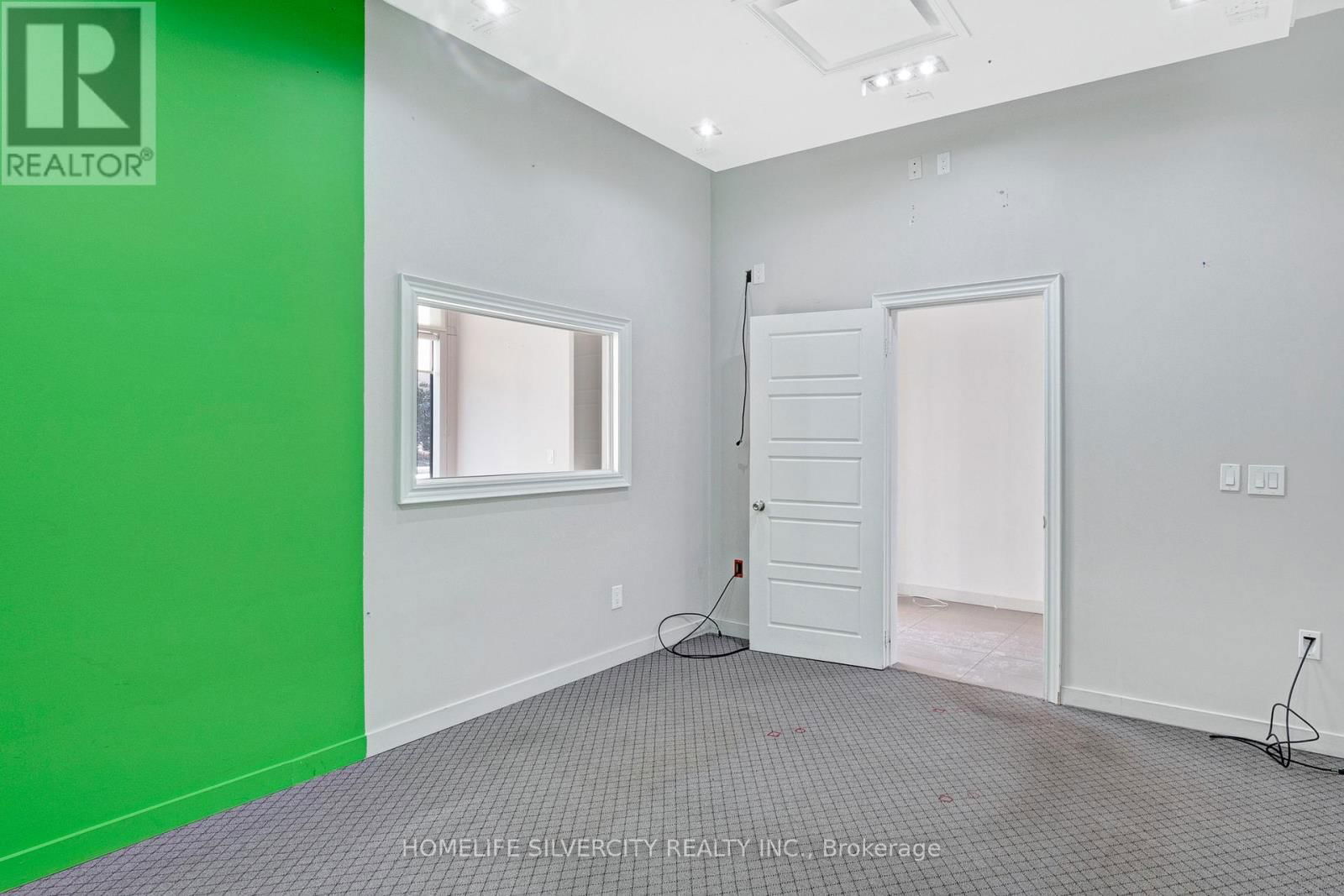112 - 2 DEWSIDE DRIVE Image 11