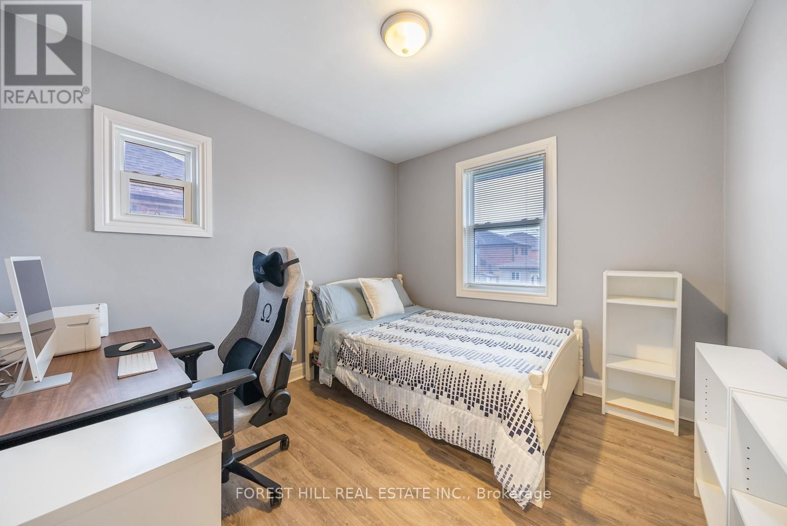 542 GLEN PARK AVENUE Image 17