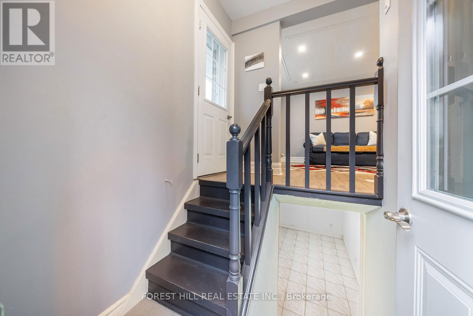 542 GLEN PARK AVENUE Image 19
