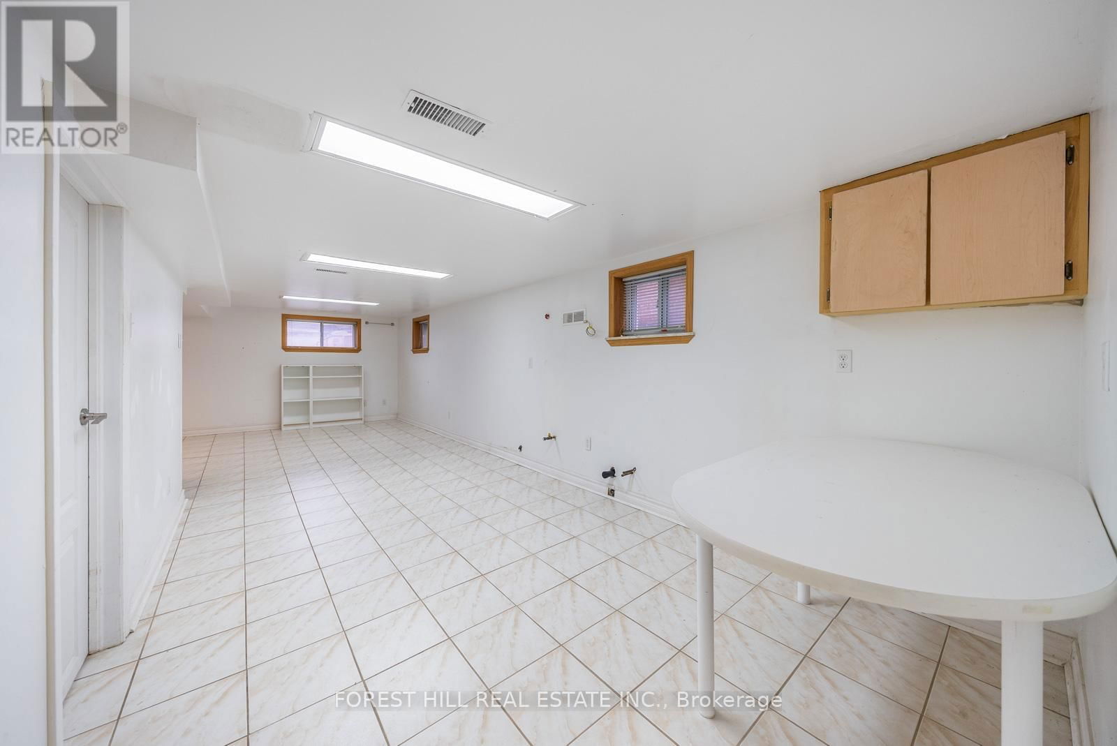 542 GLEN PARK AVENUE Image 20