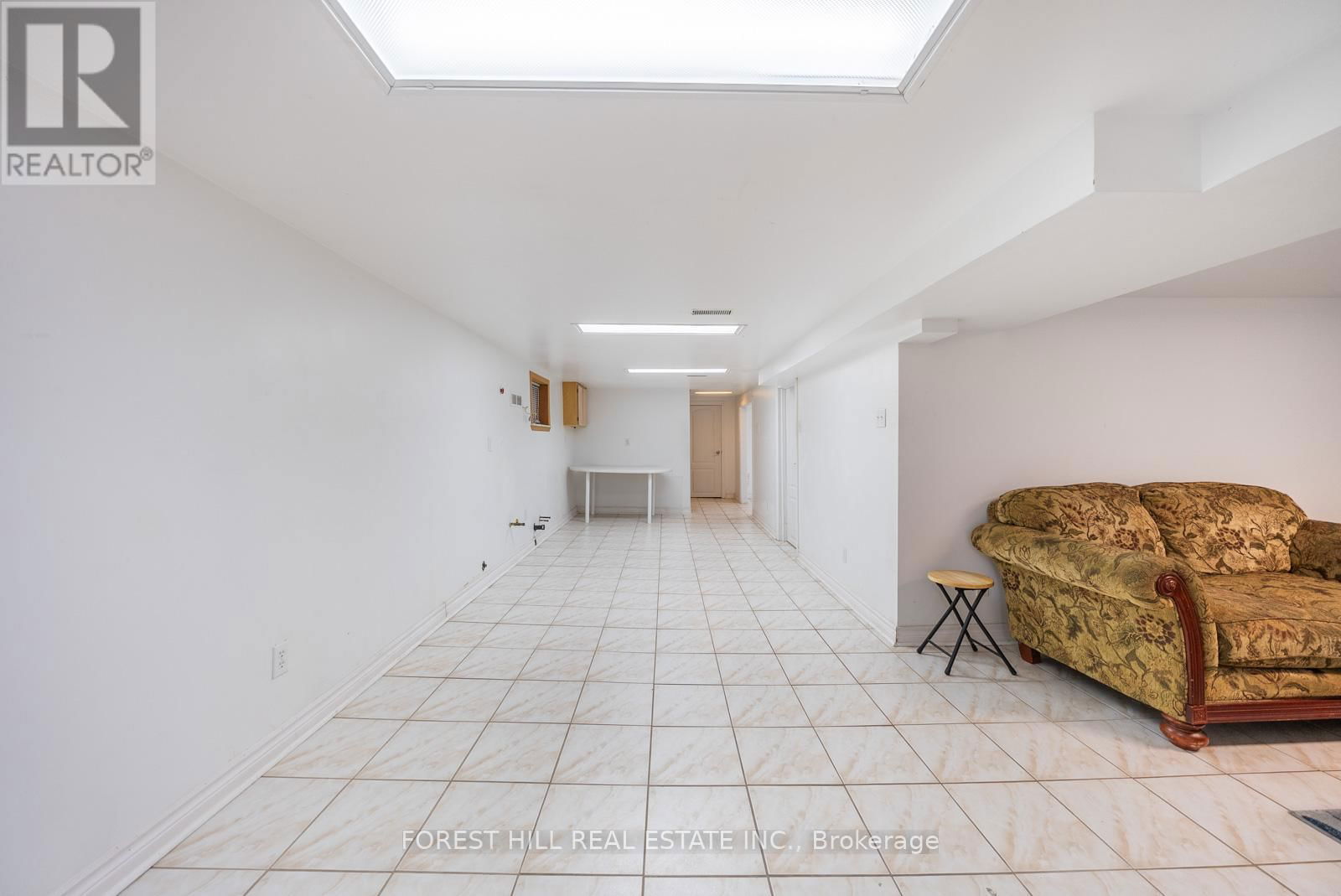 542 GLEN PARK AVENUE Image 25