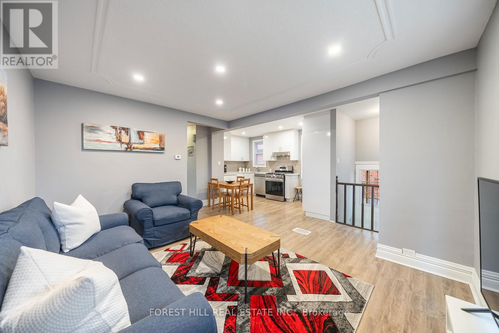 542 GLEN PARK AVENUE Image 8