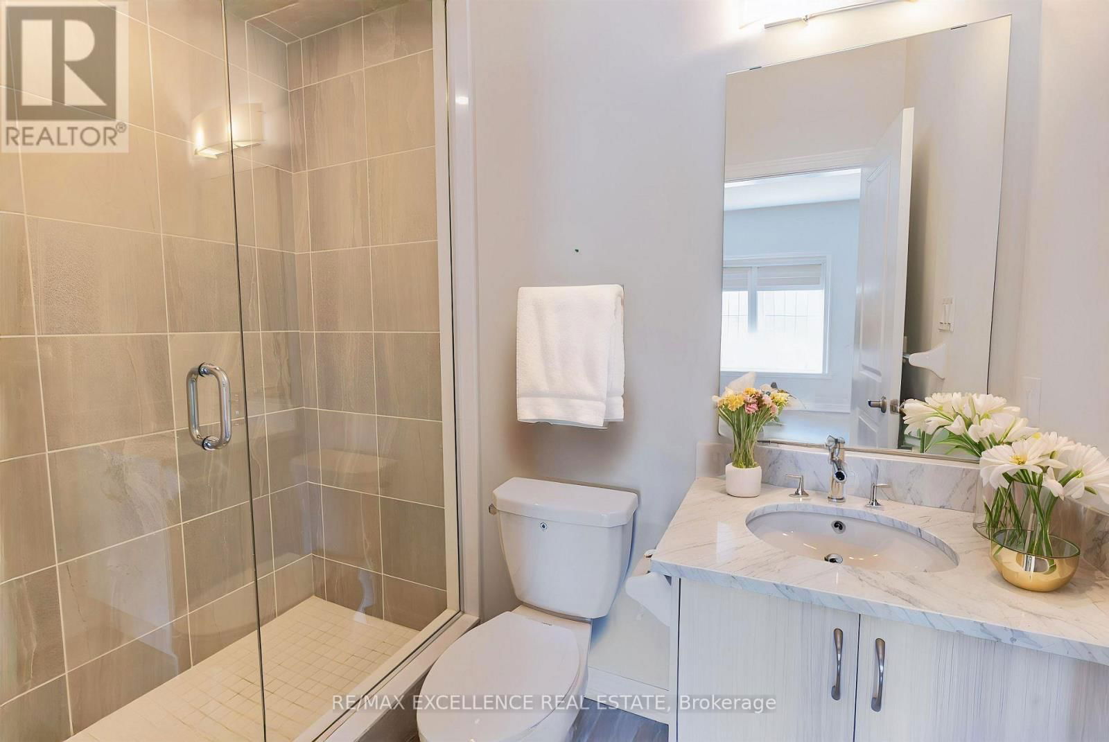 28 BLUESTONE CRESCENT Image 10