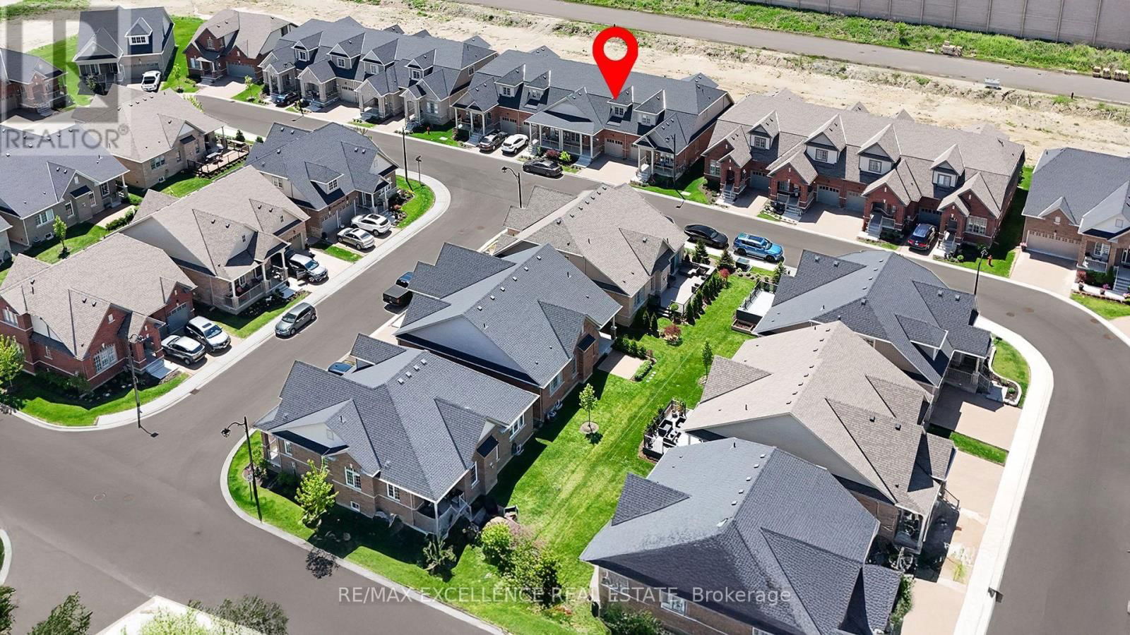 28 BLUESTONE CRESCENT Image 13
