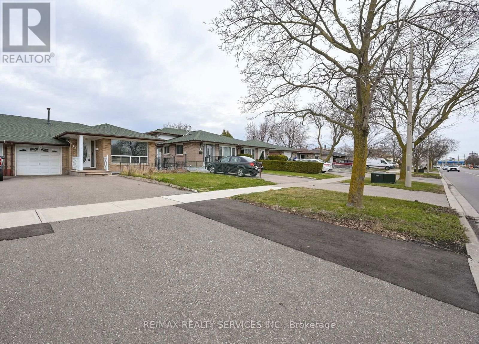 140 CLARENCE STREET Image 1
