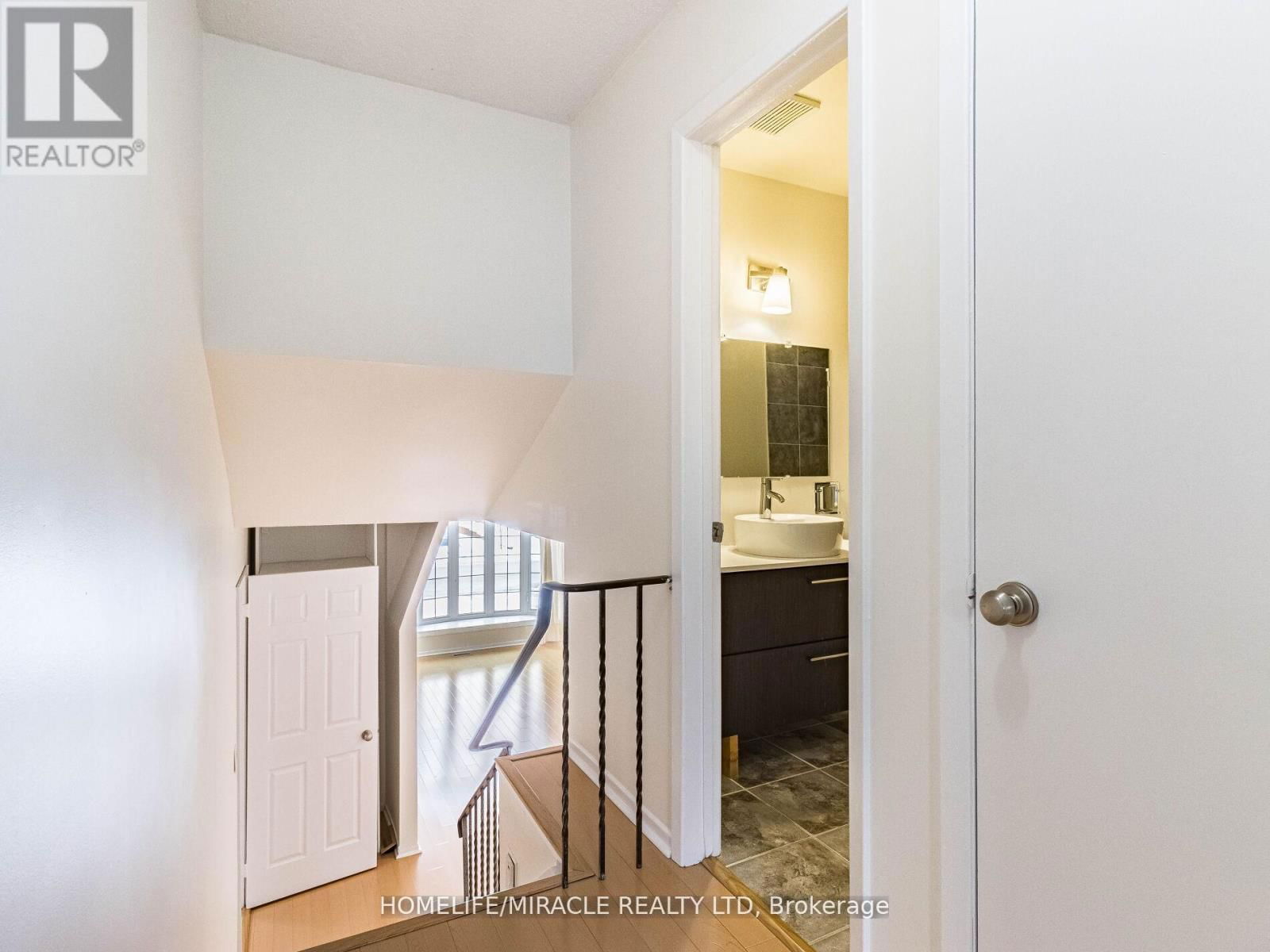 2868 WINDJAMMER ROAD Image 27