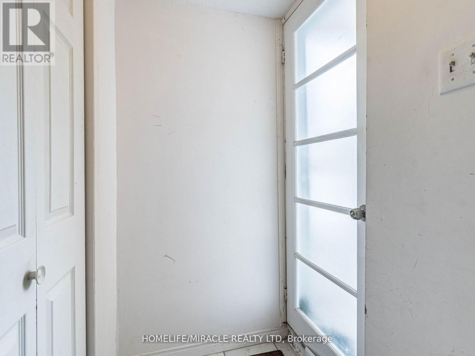 2868 WINDJAMMER ROAD Image 39