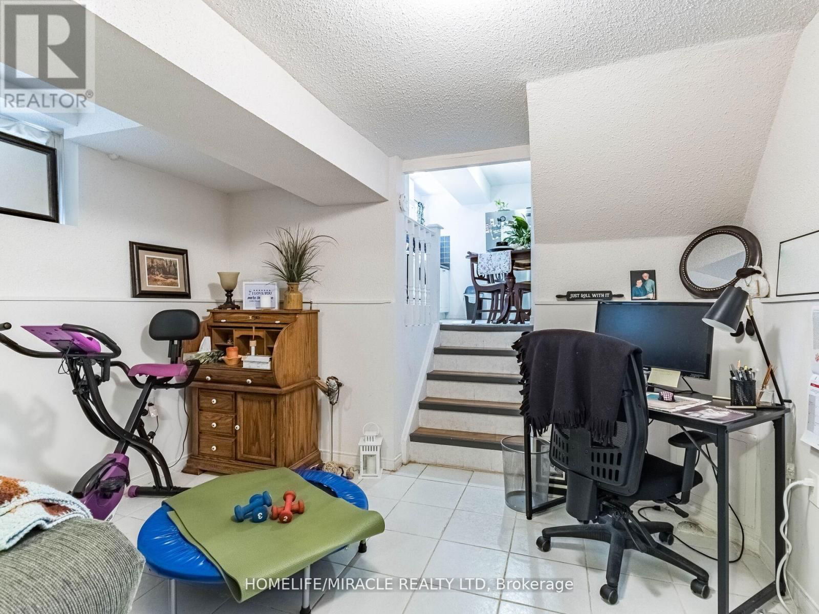 2868 WINDJAMMER ROAD Image 44
