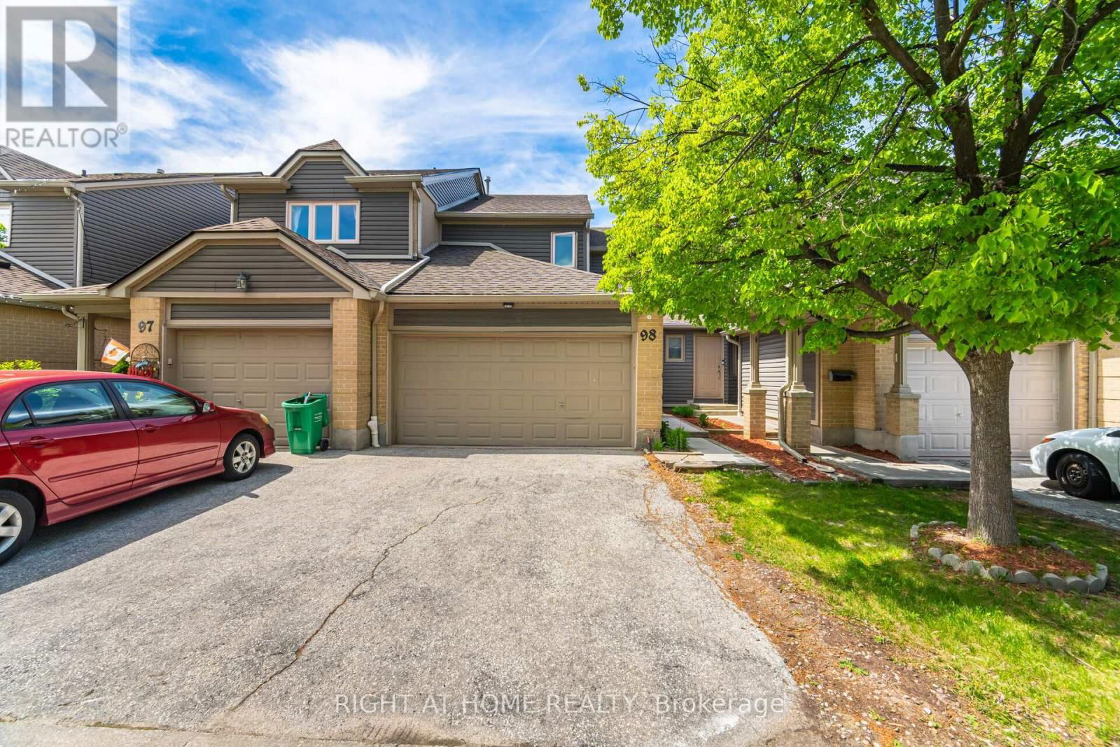 98 - 3600 COLONIAL DRIVE Image 2