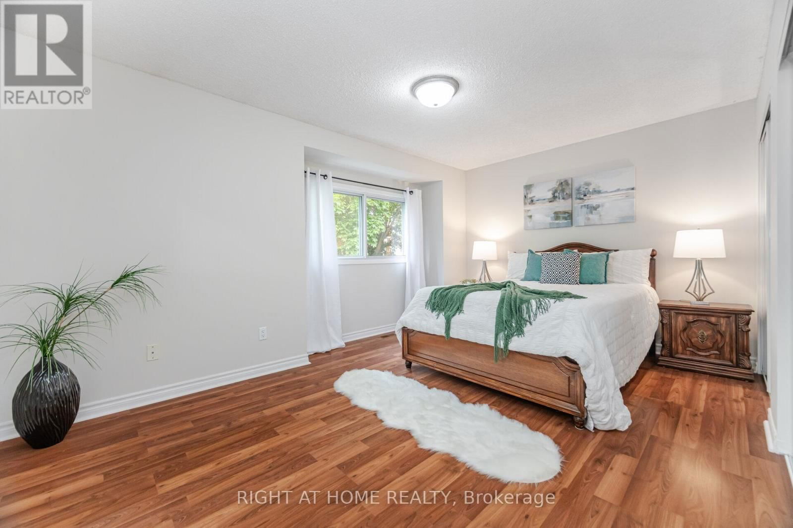 98 - 3600 COLONIAL DRIVE Image 21