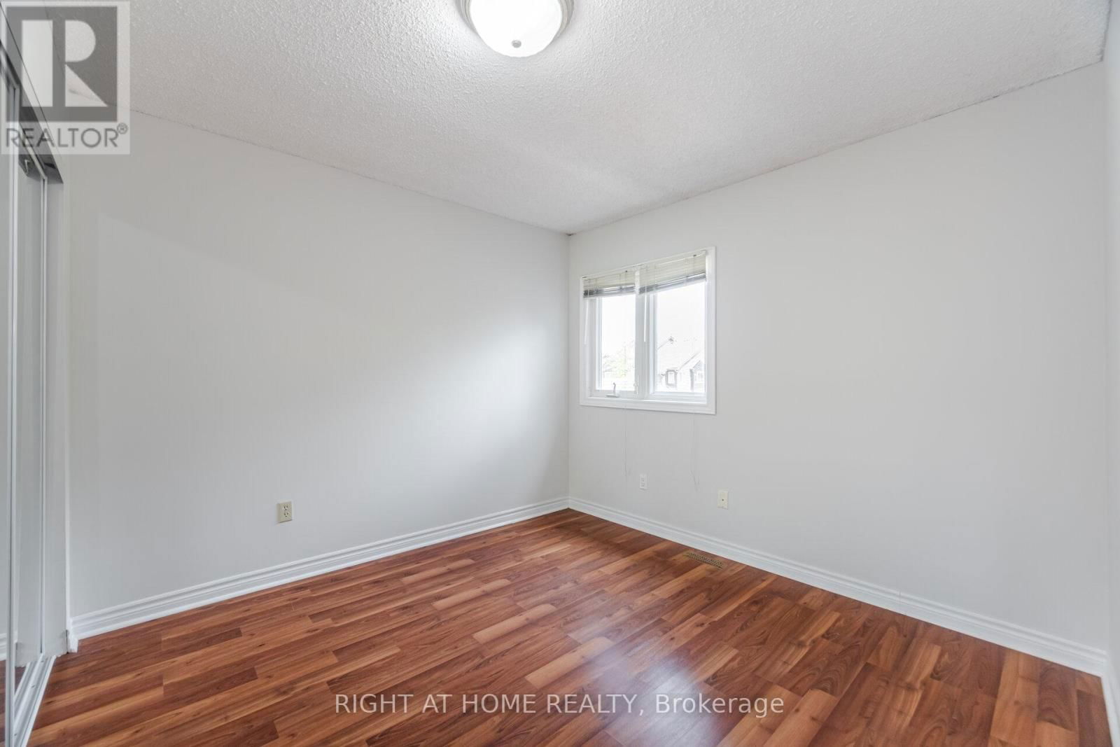 98 - 3600 COLONIAL DRIVE Image 29