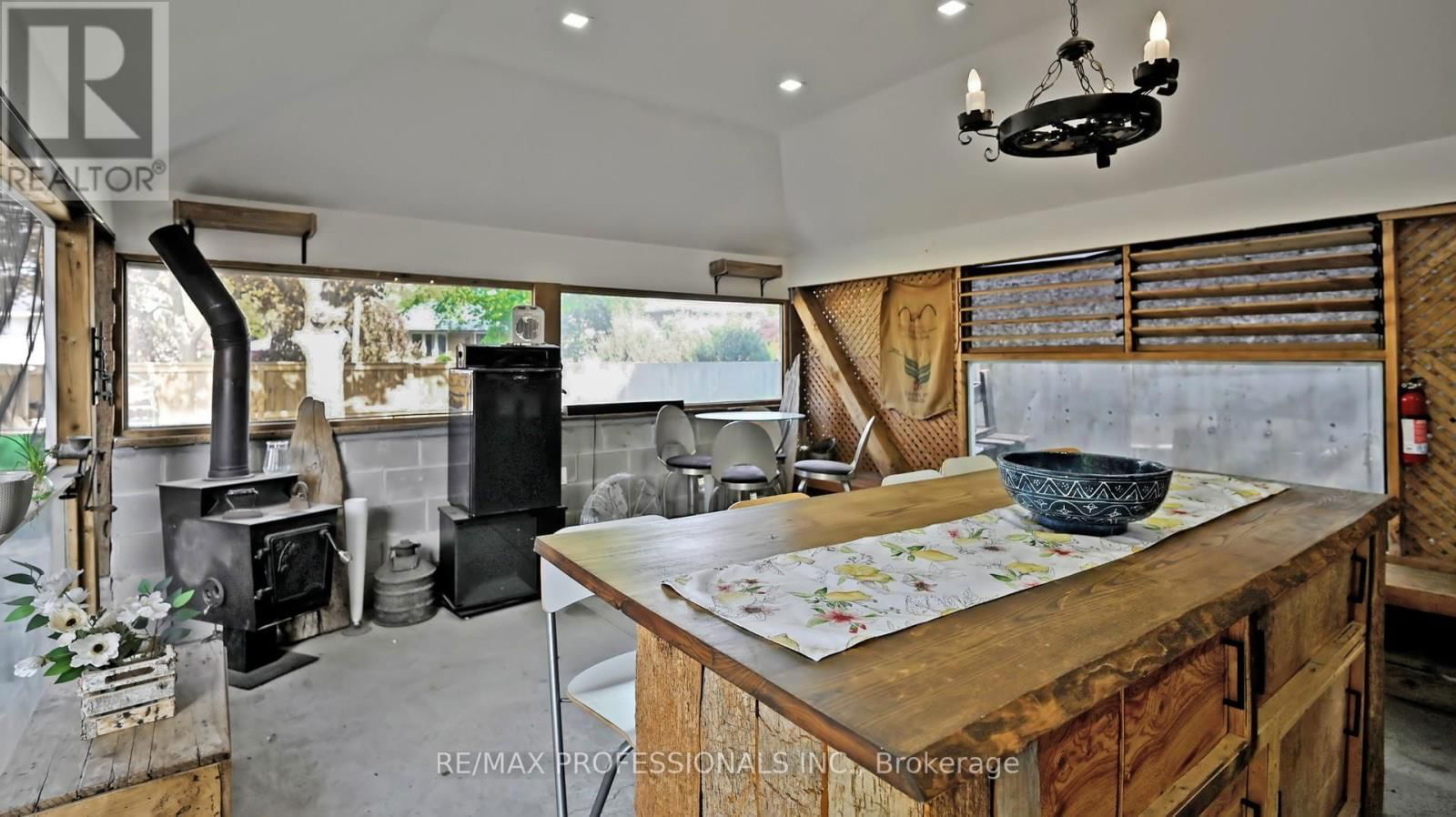 2 WOODPARK ROAD Image 41