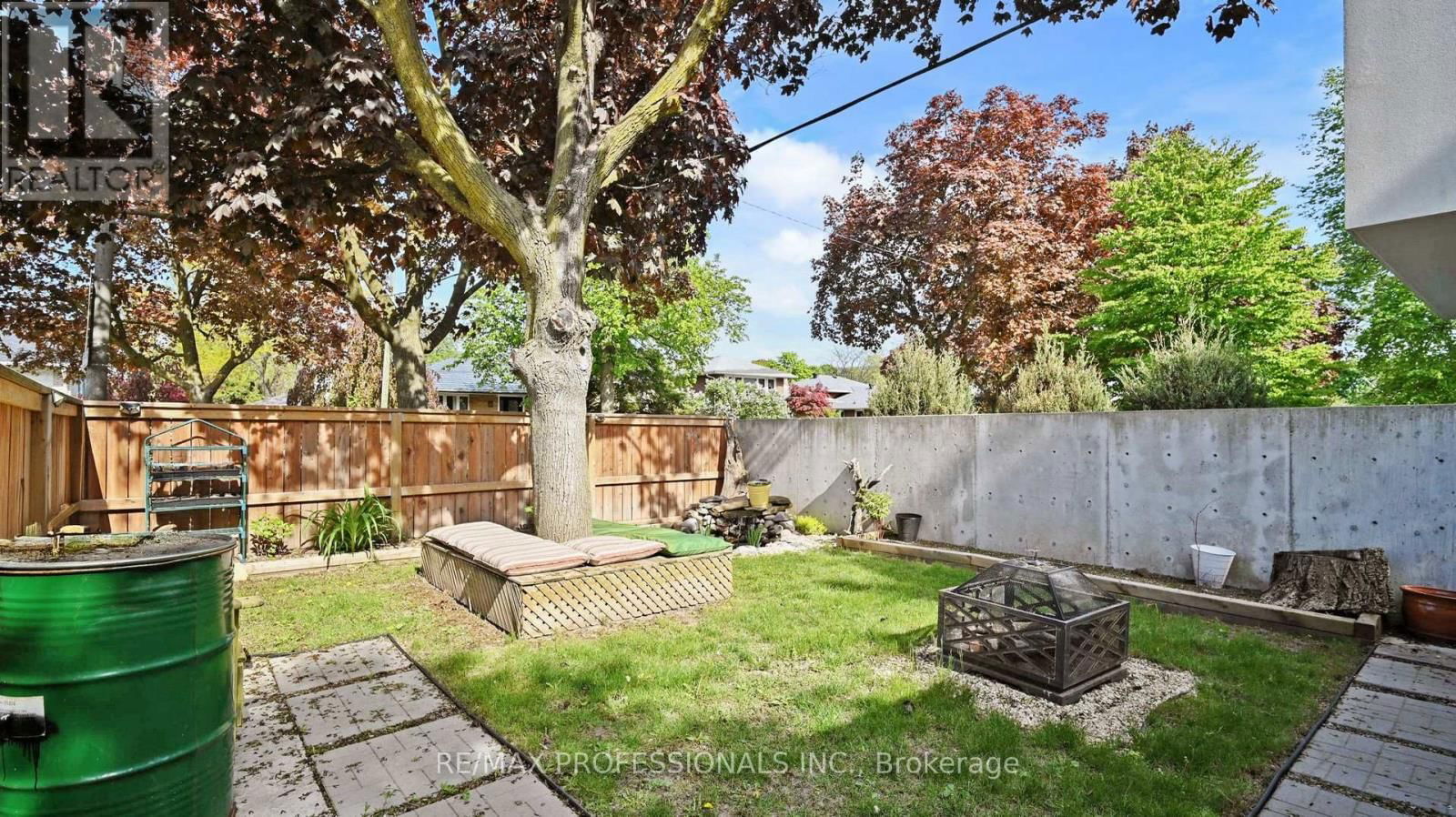 2 WOODPARK ROAD Image 43
