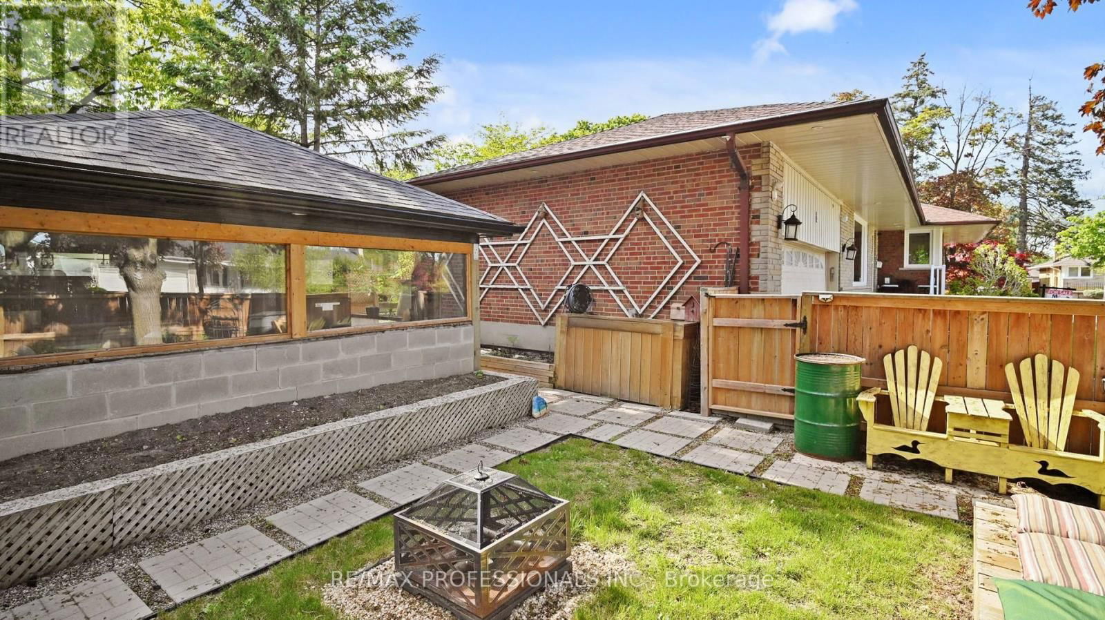 2 WOODPARK ROAD Image 44