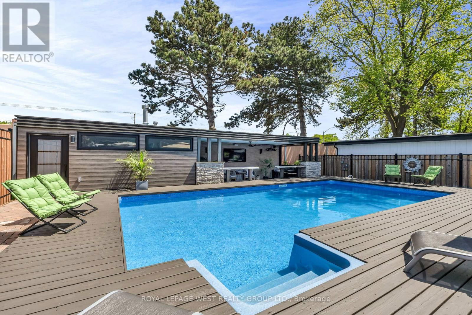 1321 CANFORD CRESCENT Image 34
