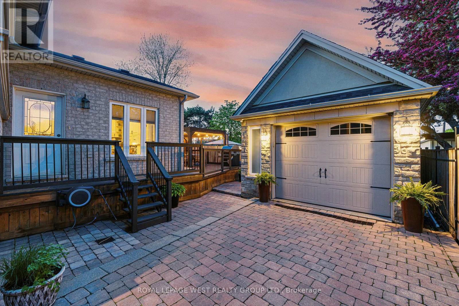1321 CANFORD CRESCENT Image 47