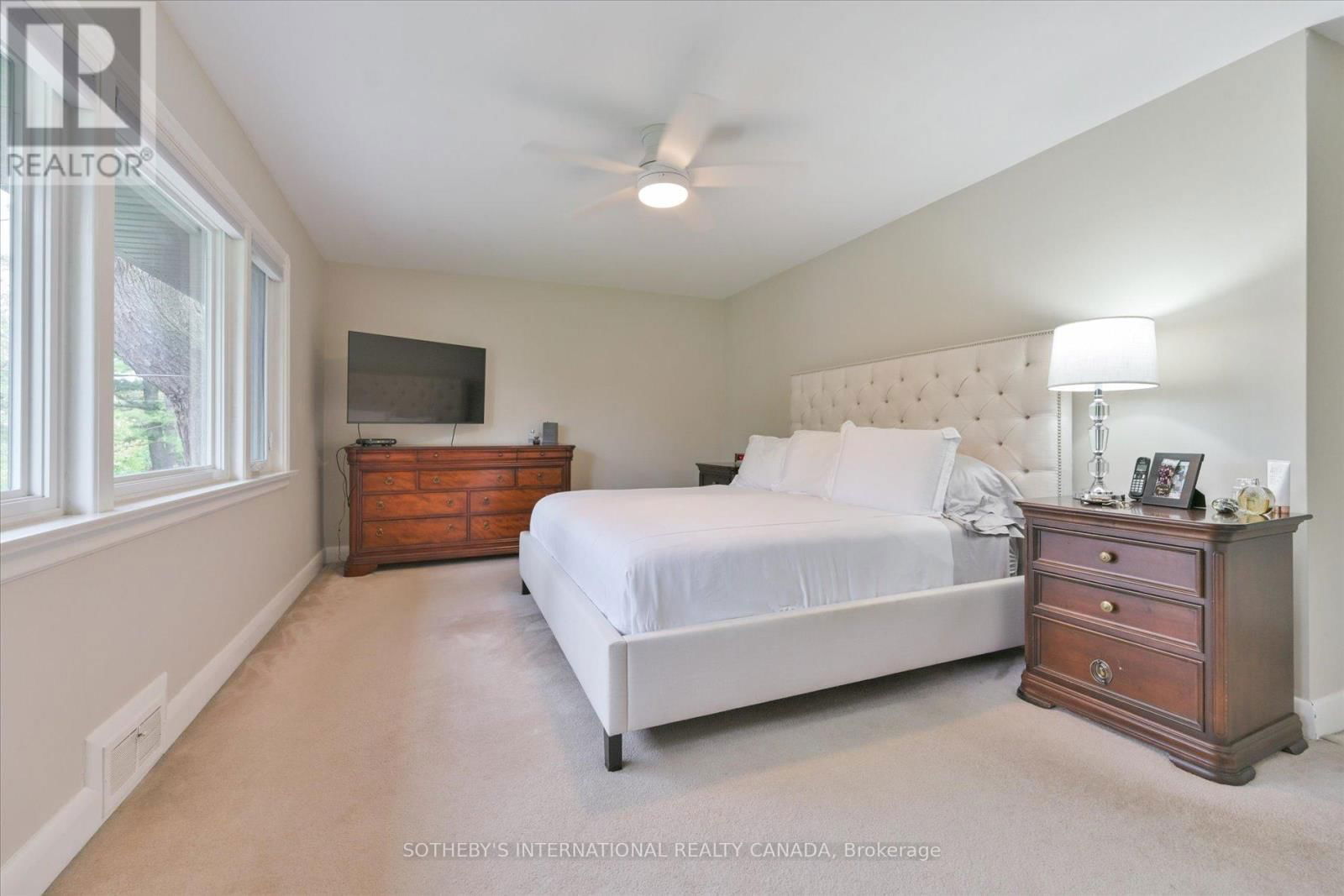 45 BROMLEY CRESCENT Image 18