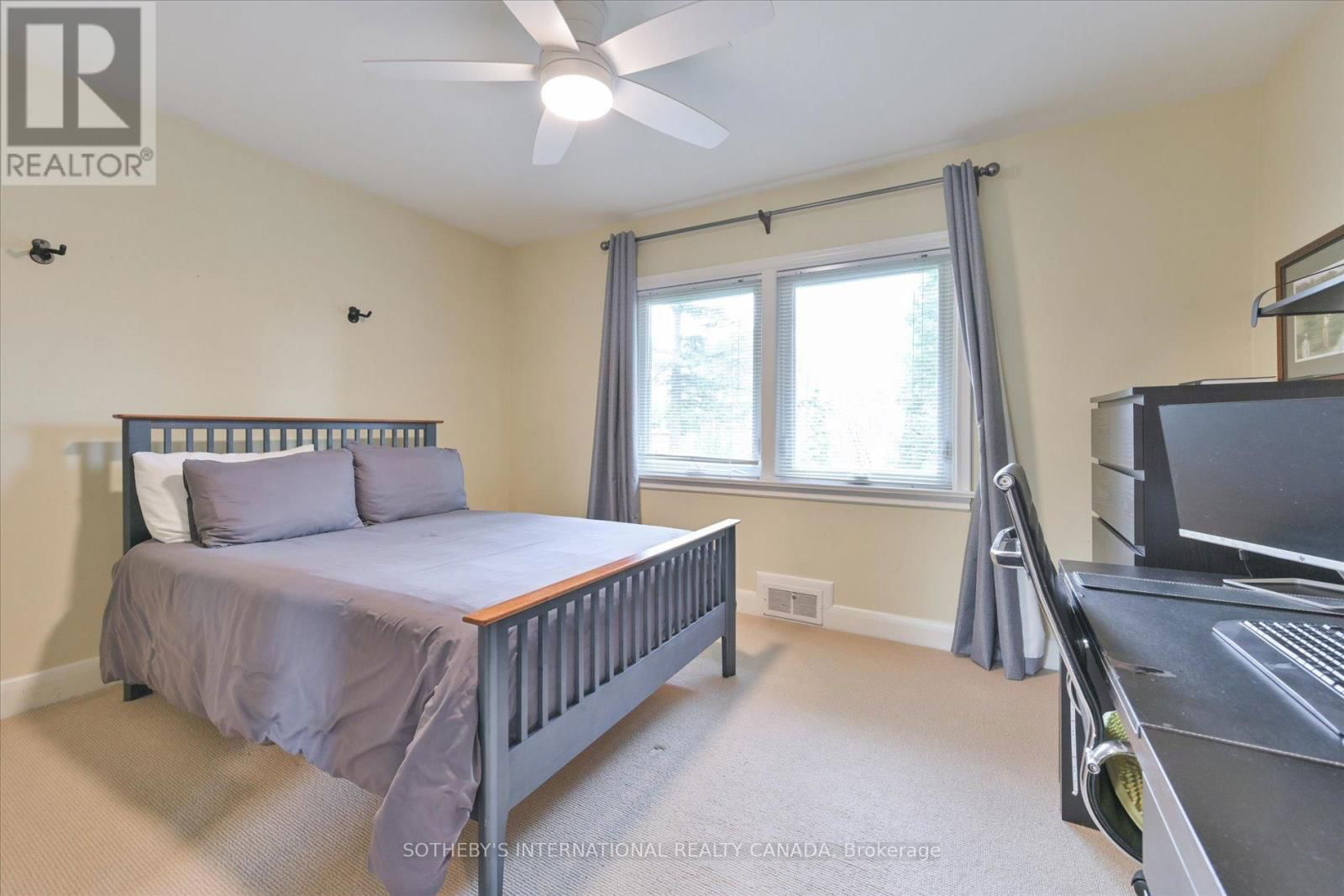 45 BROMLEY CRESCENT Image 19