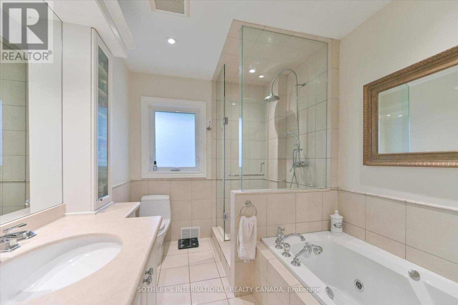 45 BROMLEY CRESCENT Image 23