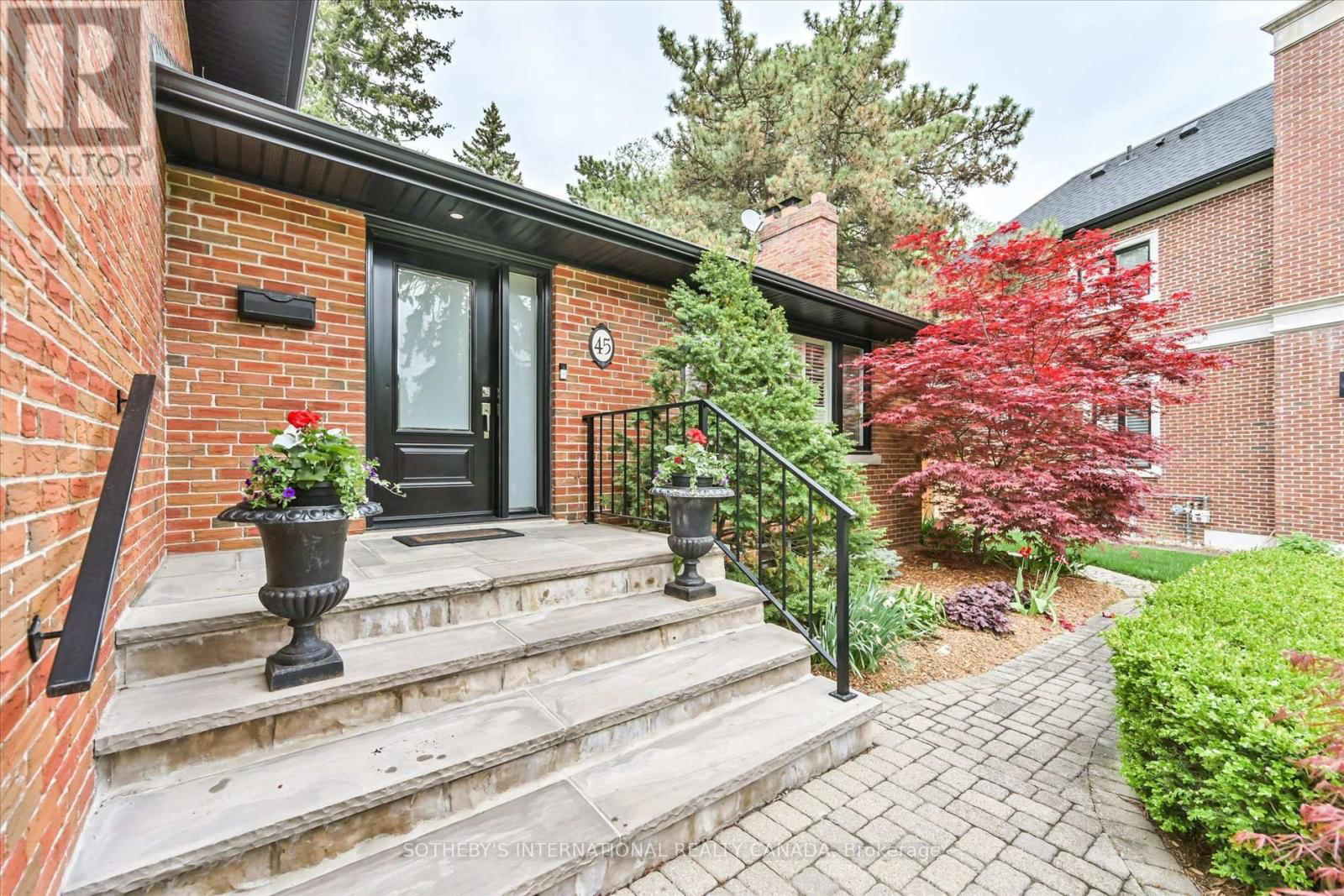 45 BROMLEY CRESCENT Image 3