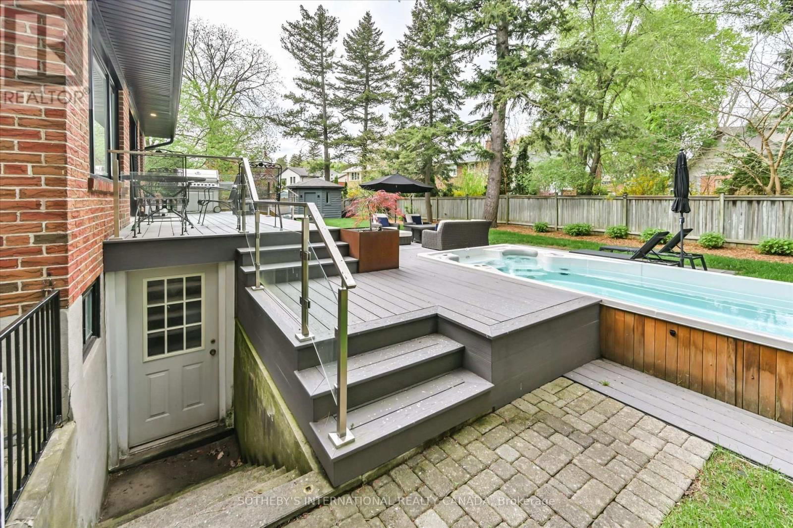 45 BROMLEY CRESCENT Image 36