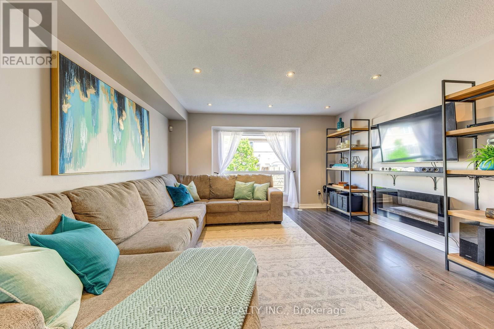 122 - 50 STRATHAVEN DRIVE Image 11