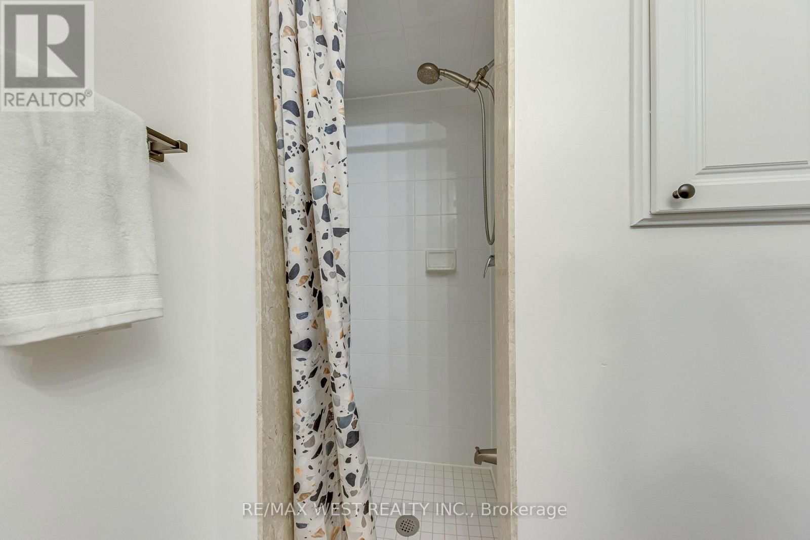 122 - 50 STRATHAVEN DRIVE Image 20