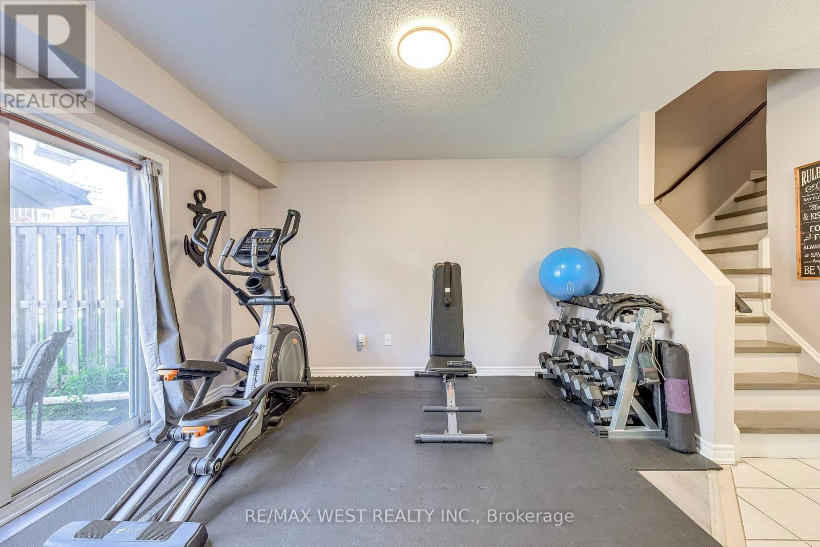 122 - 50 STRATHAVEN DRIVE Image 28