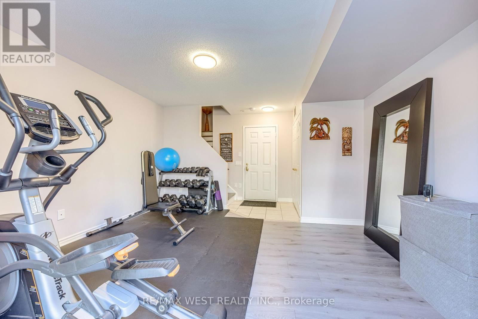 122 - 50 STRATHAVEN DRIVE Image 29
