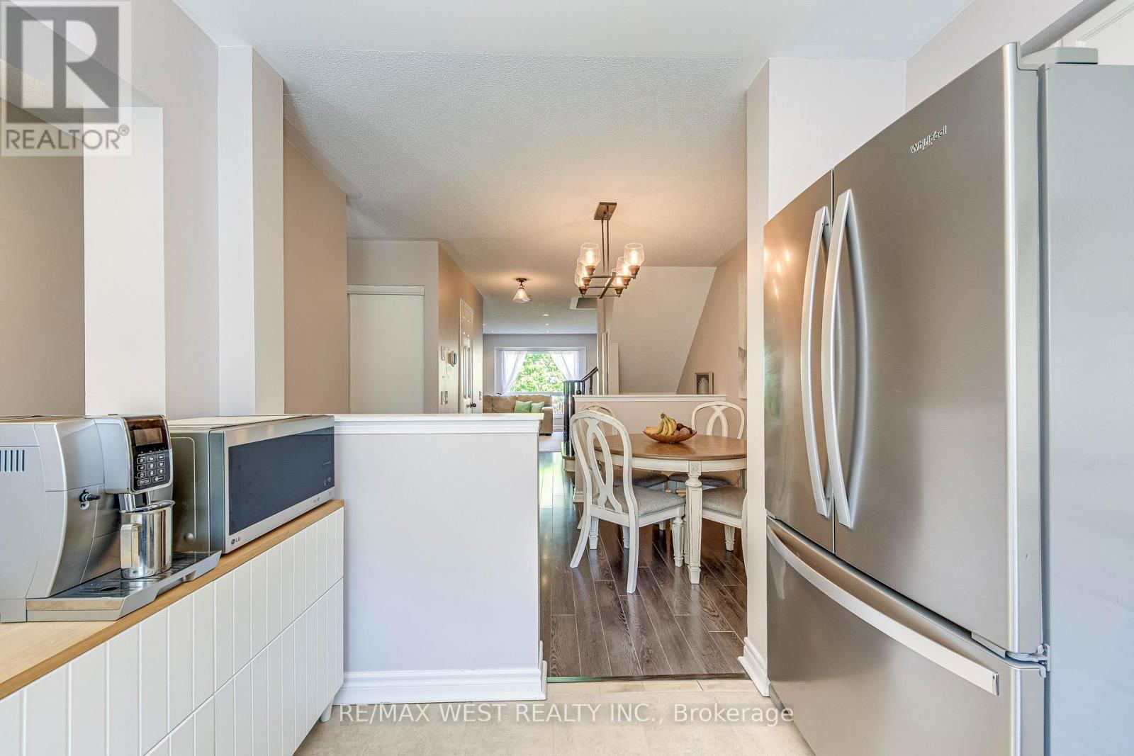 122 - 50 STRATHAVEN DRIVE Image 7