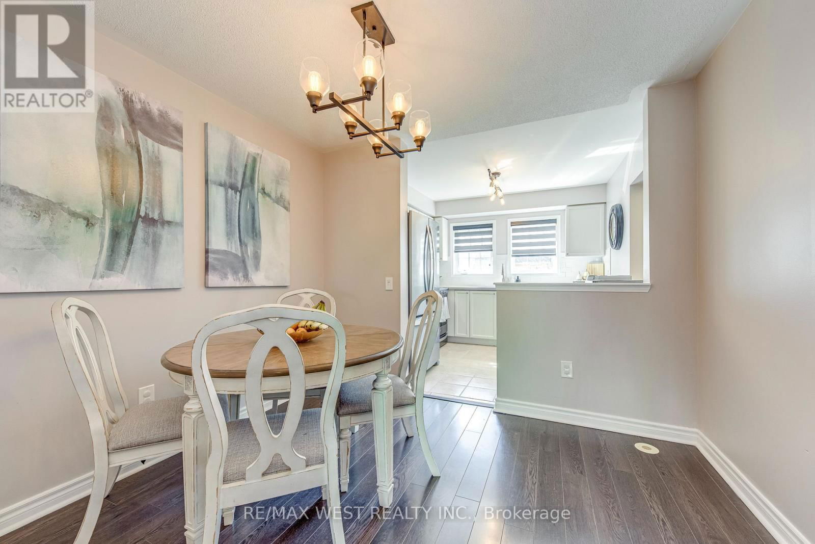 122 - 50 STRATHAVEN DRIVE Image 9