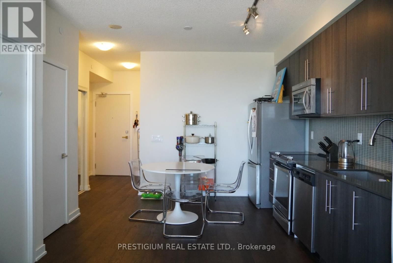 1708 - 4011 BRICKSTONE MEWS Image 6