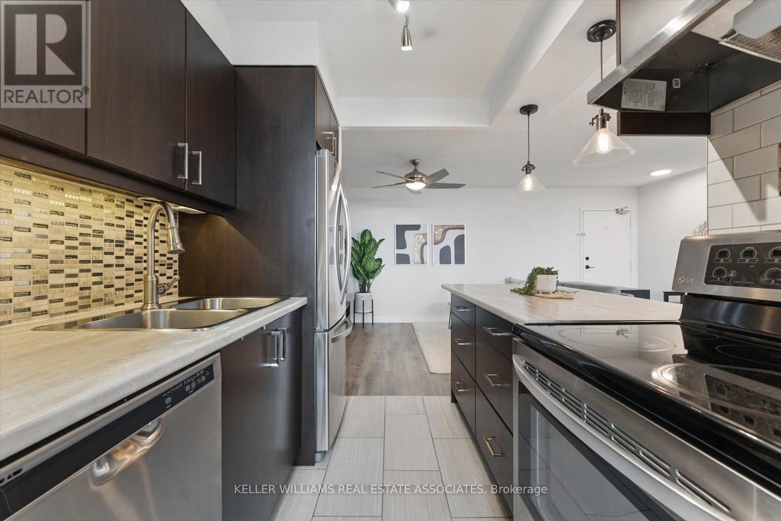 709 - 966 INVERHOUSE DRIVE Image 12