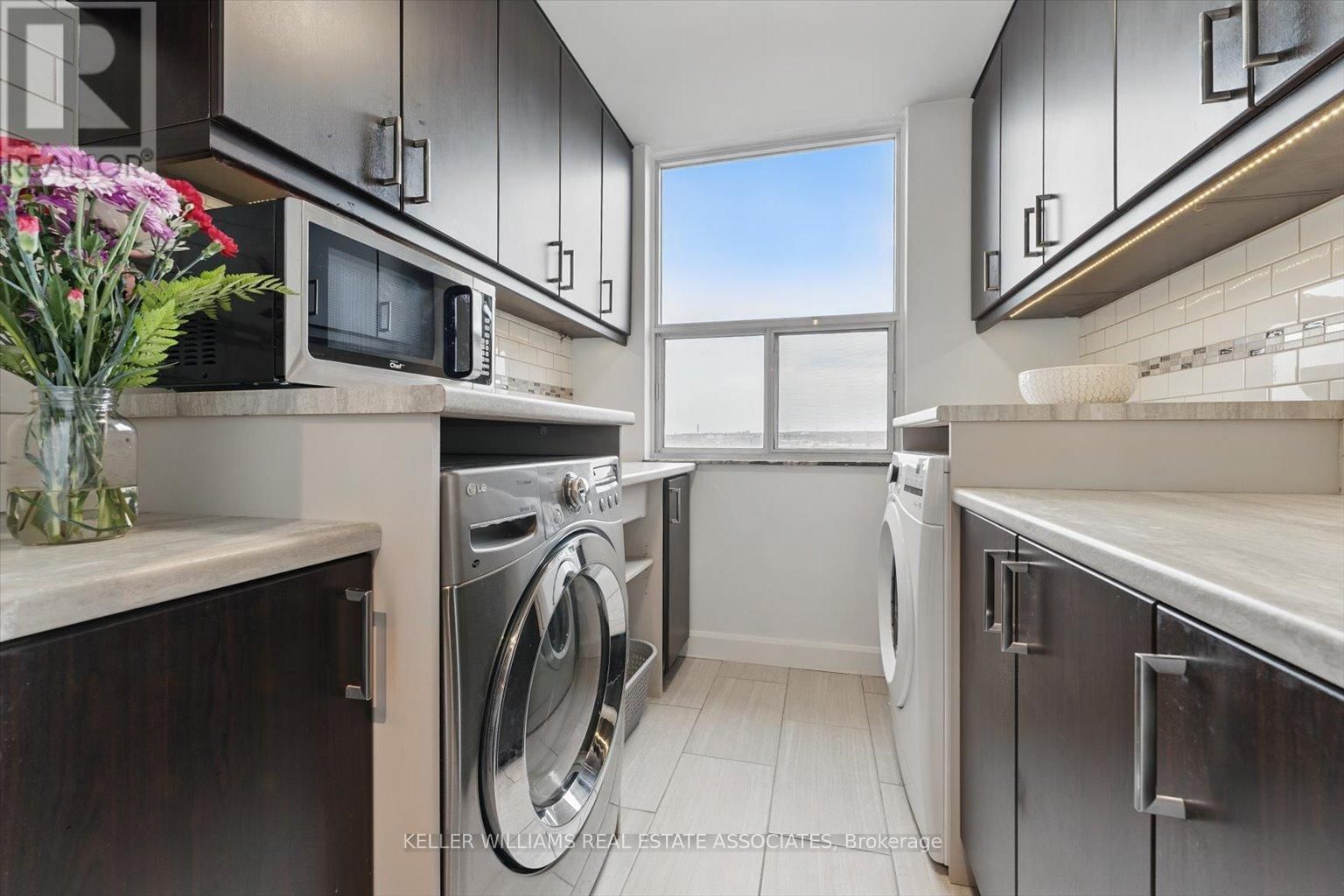709 - 966 INVERHOUSE DRIVE Image 13