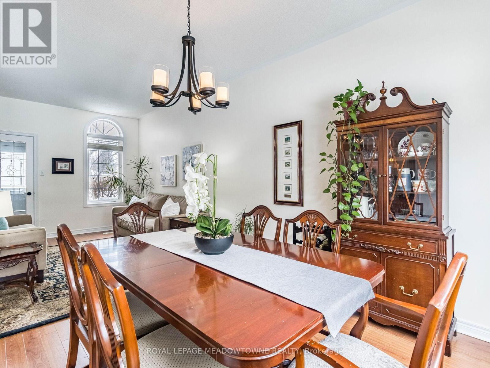 51 ROBERTSON DAVIES DRIVE Image 17