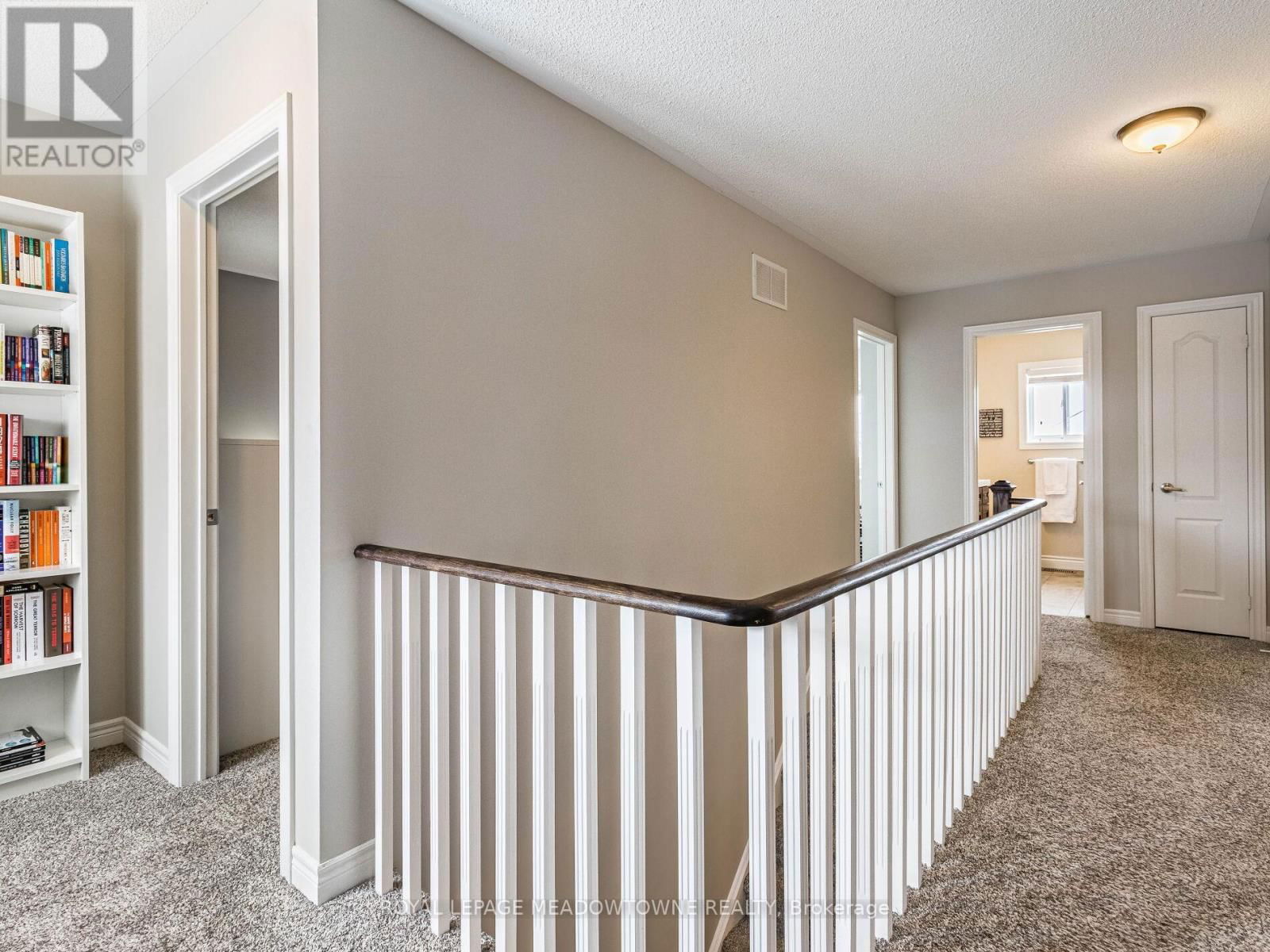 51 ROBERTSON DAVIES DRIVE Image 41