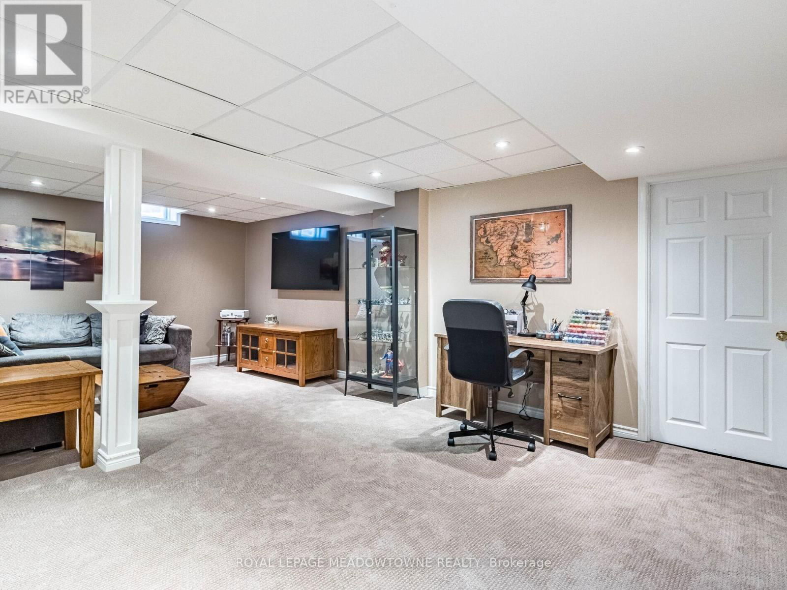 51 ROBERTSON DAVIES DRIVE Image 43