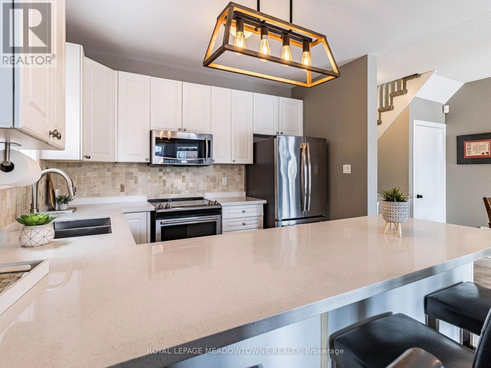 51 ROBERTSON DAVIES DRIVE Image 7