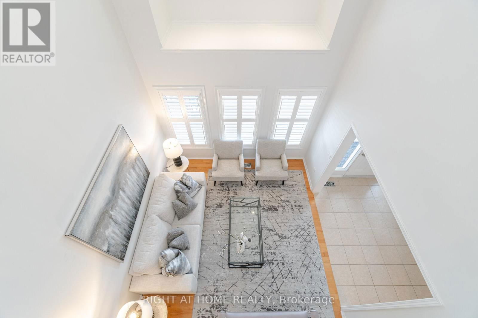 820 RAYNER COURT Image 5
