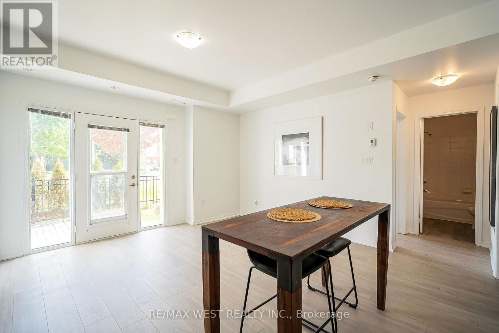 41 - 250 SUNNY MEADOW BOULEVARD Image 9