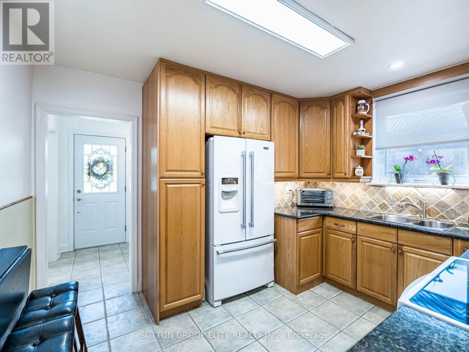 46 LOMA ROAD Image 12