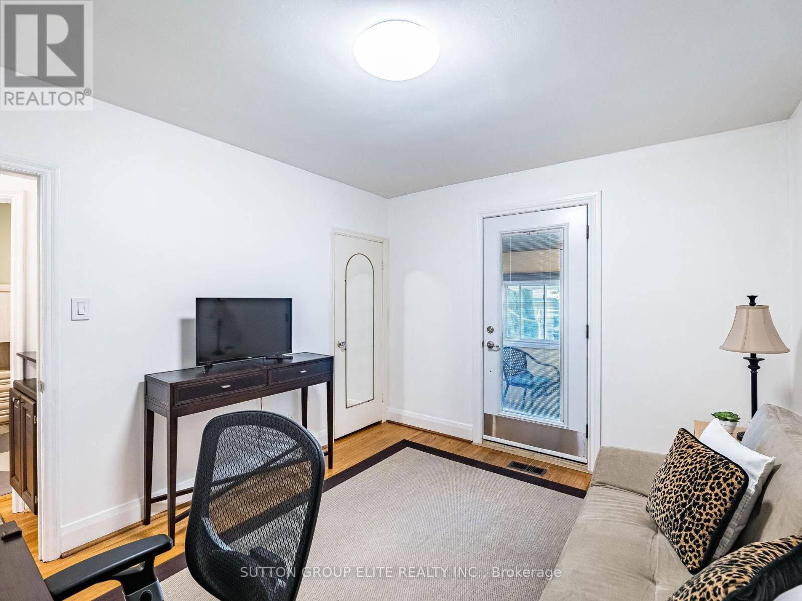 46 LOMA ROAD Image 18
