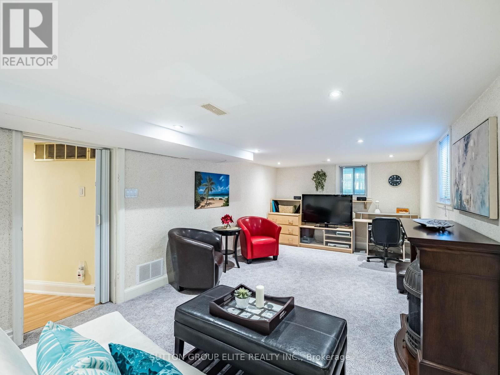 46 LOMA ROAD Image 25