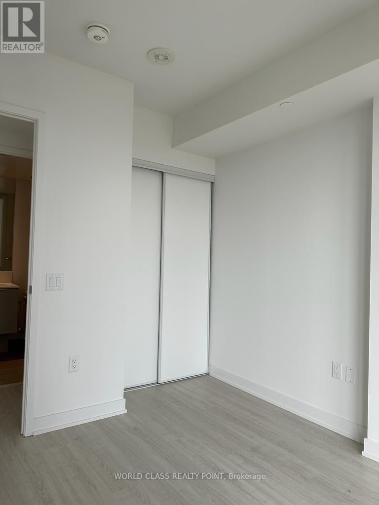 1207 - 3883 QUARTZ ROAD Image 10