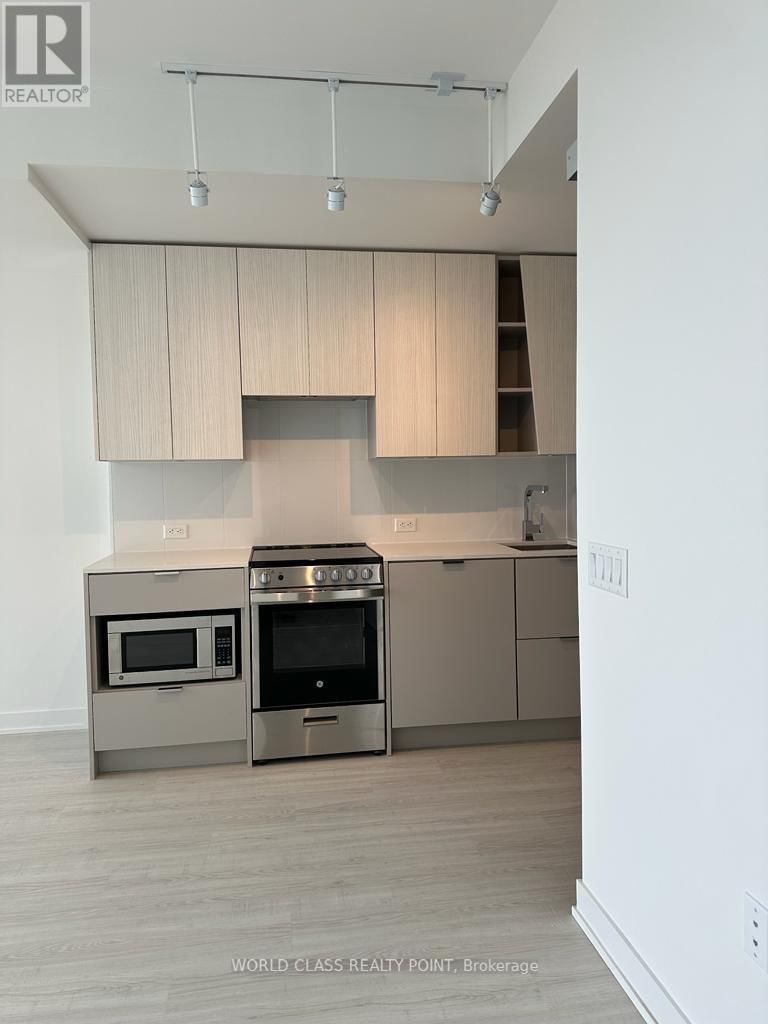 1207 - 3883 QUARTZ ROAD Image 13