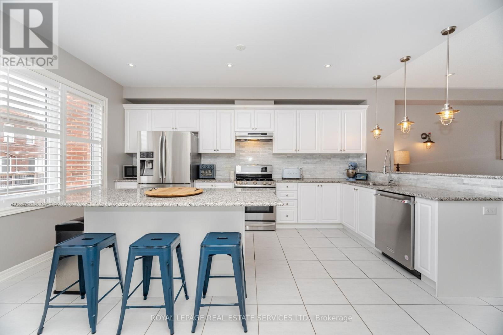 38 MEADOWCREEK ROAD Image 11
