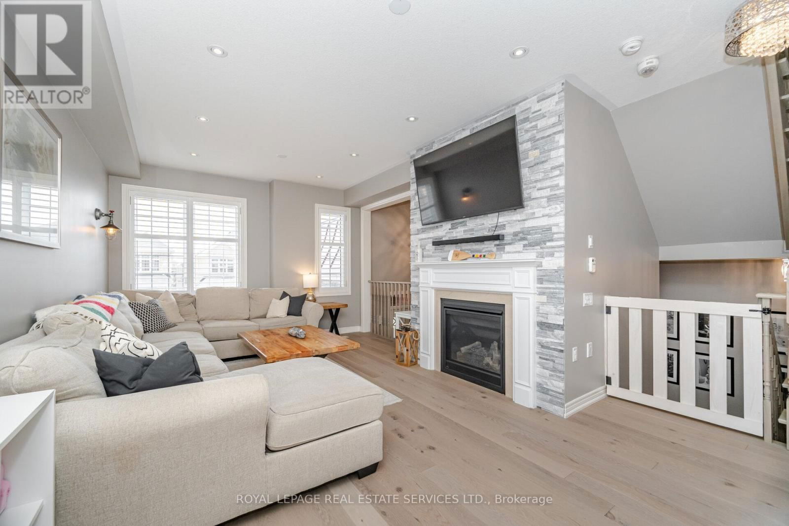 38 MEADOWCREEK ROAD Image 7