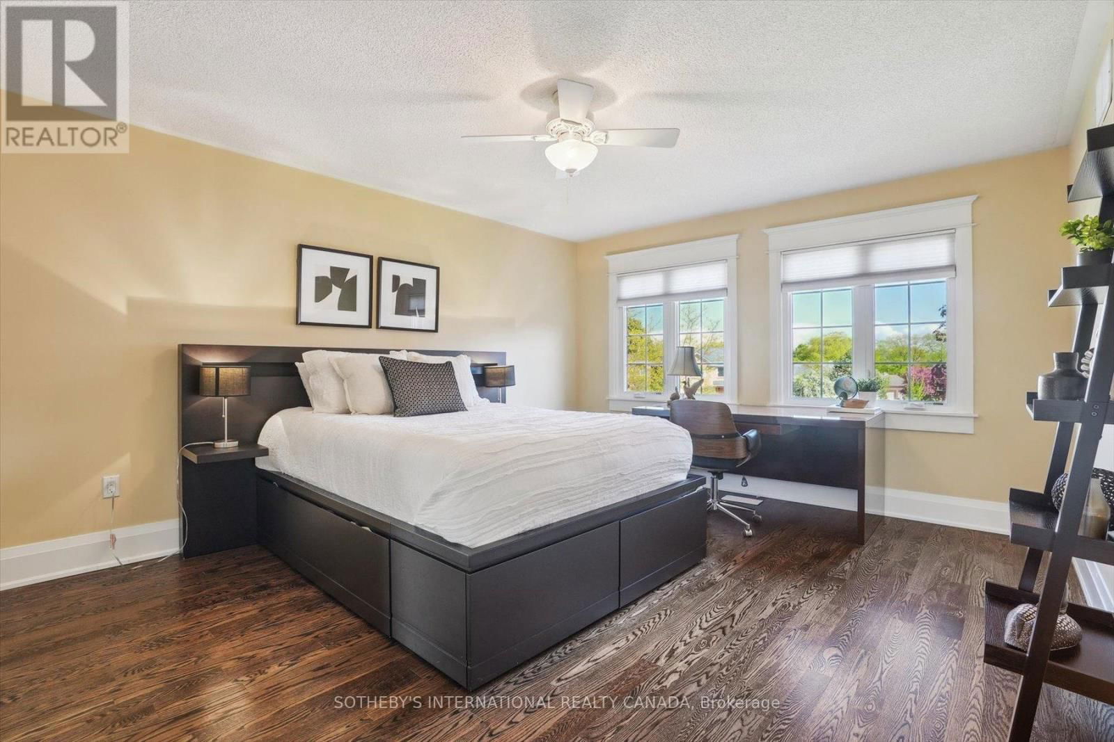 1662 ROUNDLEAF COURT Image 24