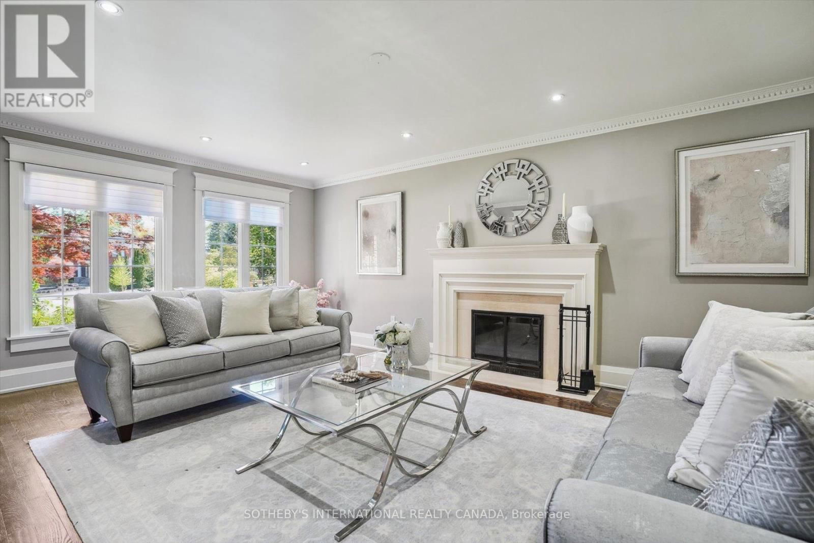 1662 ROUNDLEAF COURT Image 5